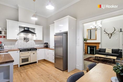 Photo of property in 73 Royal Crescent, Saint Kilda, Dunedin, 9012