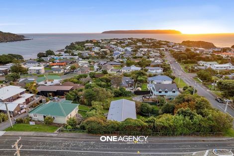 Photo of property in 4/12 Thornley Street, Titahi Bay, Porirua, 5022