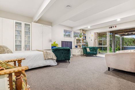 Photo of property in 1410 Whangaparaoa Road, Army Bay, Whangaparaoa, 0930