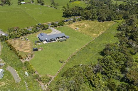 Photo of property in 79 Kanohi Road, Kaukapakapa, 0873