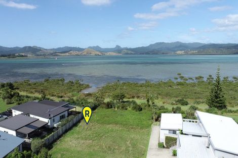 Photo of property in 129 Kelly Jade Avenue, Matarangi, Whitianga, 3592