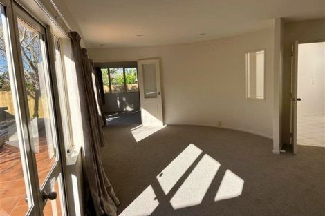 Photo of property in 2/16a Onepoto Road, Hauraki, Auckland, 0622