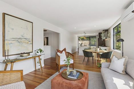 Photo of property in 152 Campbell Street, Karori, Wellington, 6012