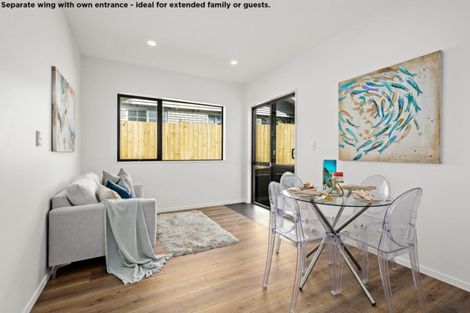 Photo of property in 46 Marina View Drive, West Harbour, Auckland, 0618