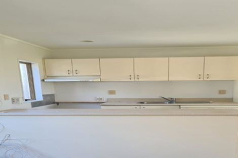 Photo of property in 19 Lockington Avenue, Henderson, Auckland, 0612