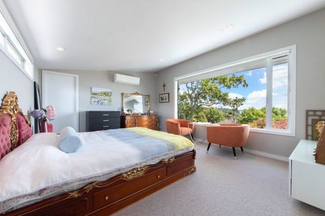 Photo of property in 6 Pleasant Place, Mellons Bay, Auckland, 2014
