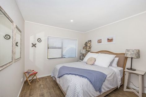 Photo of property in 24 Shegadeen Road, Wharehine, Wellsford, 0973