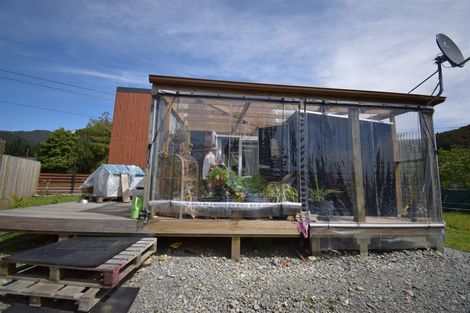 Photo of property in 15 Aylmer Street, Ross, 7812