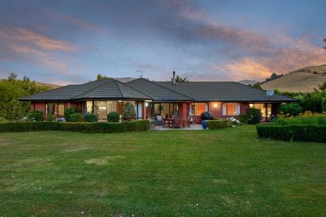 Photo of property in 743 Gebbies Pass Road, Teddington, Lyttelton, 8971