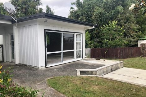 Photo of property in 11 Moncrieff Avenue, Fairfield, Hamilton, 3214