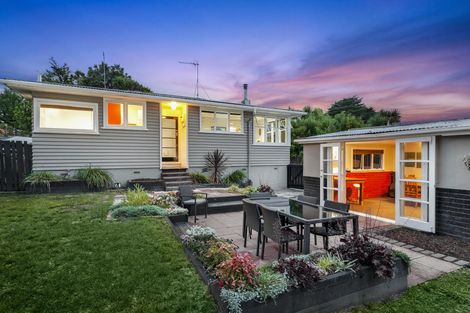 Photo of property in 536 West Coast Road, Oratia, Auckland, 0604