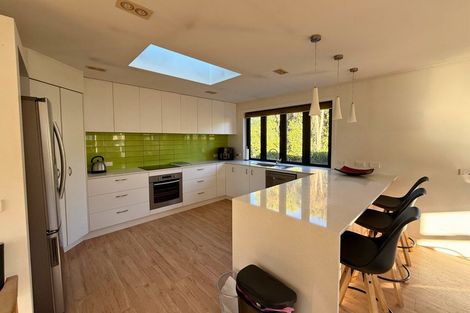 Photo of property in 8 Warbler Lane, Albert Town, Wanaka, 9305