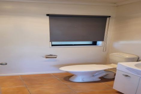 Photo of property in 3b Charlenne Close, Ranui, Auckland, 0612