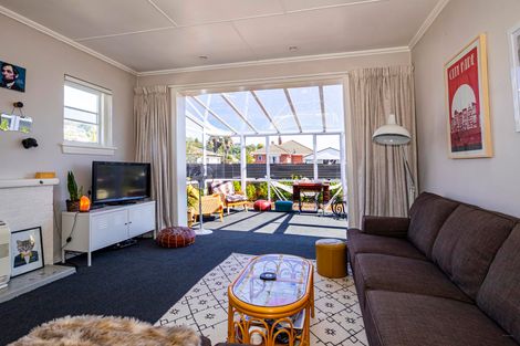 Photo of property in 49 Douglas Street, Highfield, Timaru, 7910