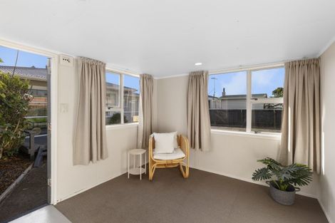 Photo of property in 6 Elizabeth Street, Levin, 5510