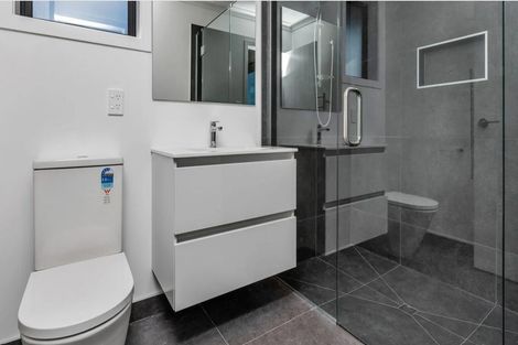 Photo of property in 8 Taurangawaka Road, One Tree Point, 0118