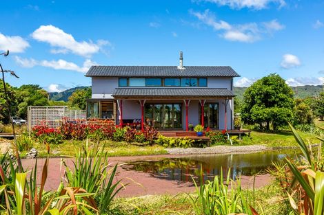 Photo of property in 106 Paetawa Road, Peka Peka, Waikanae, 5391