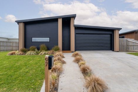 Photo of property in 97 Rangitahi Road, Raglan, 3225