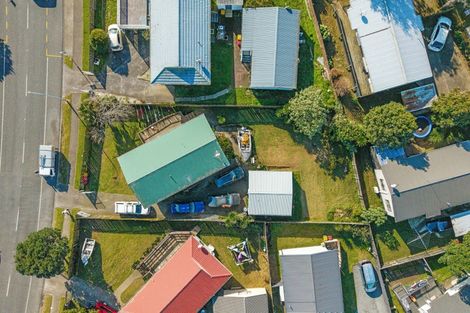 Photo of property in 174 Finlayson Avenue, Clendon Park, Auckland, 2103