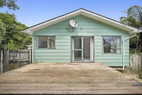 Photo of property in 50 Cardiff Crescent, Cannons Creek, Porirua, 5024