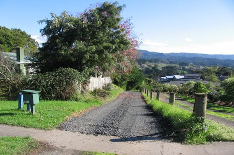 Photo of property in 25d Phillip Avenue, Glen Eden, Auckland, 0602