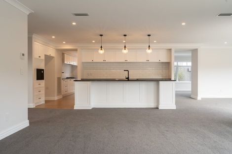 Photo of property in 28 Farnworth Terrace, Churton Park, Wellington, 6037