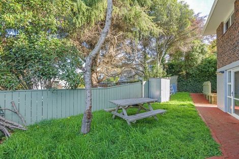 Photo of property in 16 Dalzien Place, Feilding, 4702