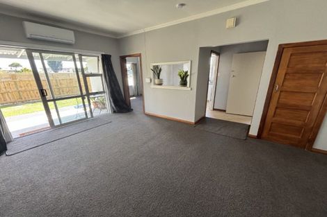 Photo of property in 24-26 Freyberg Street, Roslyn, Palmerston North, 4414
