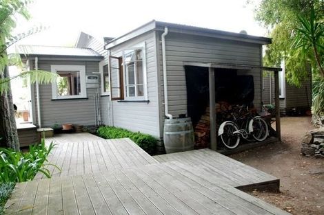 Photo of property in 14 Kurupae Road, Hilltop, Taupo, 3330