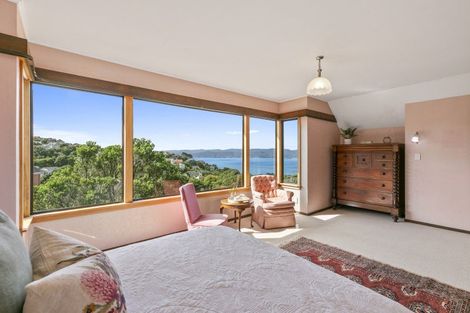 Photo of property in 31 Wadestown Road, Wadestown, Wellington, 6012