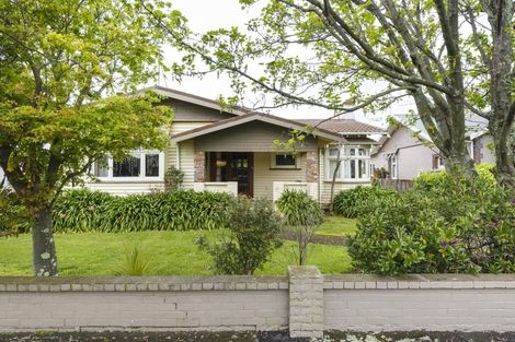 Photo of property in 32 Saint Johns Avenue, Palmerston North, 4414