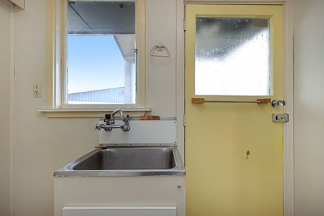 Photo of property in 137 Mcmurdo Street, Tinwald, Ashburton, 7700