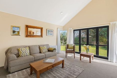 Photo of property in 4 Island Vista, Athenree, Katikati, 3177