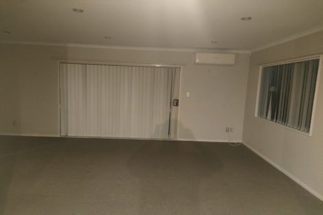 Photo of property in 1 Tavua Lane, Ranui, Auckland, 0612