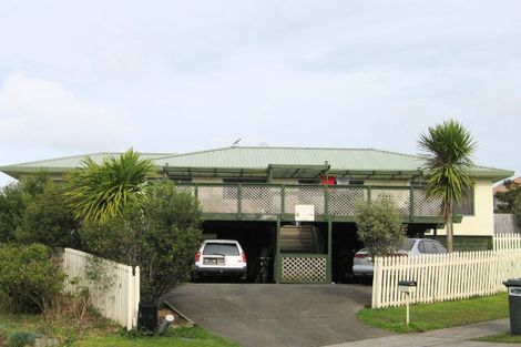 Photo of property in 11 Cabeleigh Drive, Helensville, 0800