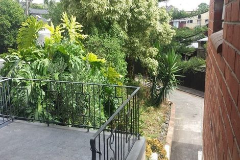 Photo of property in 6/221 Mount Smart Road, Onehunga, Auckland, 1061