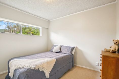 Photo of property in 2a Mckeefry Grove, Tawa, Wellington, 5028