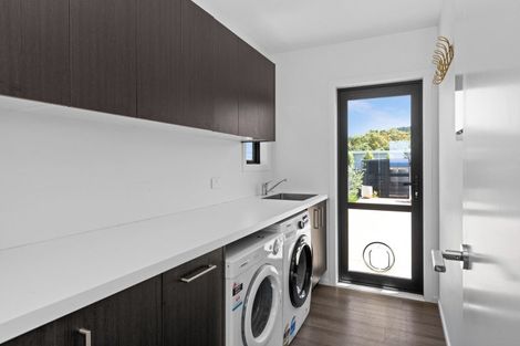 Photo of property in 176 Whirinaki Road, Eskdale, Napier, 4182