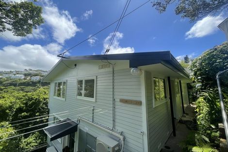 Photo of property in 24 Saint Michaels Crescent, Kelburn, Wellington, 6012