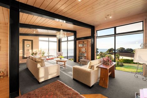 Photo of property in 8 Ngarimu Heights Row, Ngarimu Bay, Thames, 3575