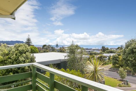 Photo of property in 242 Seaforth Road, Waihi Beach, 3611