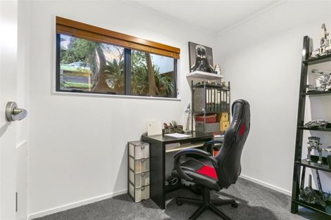 Photo of property in 21 Wairere Road, Torbay, Auckland, 0630