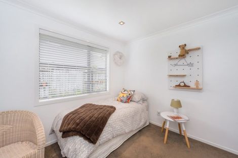 Photo of property in 27 Norfolk Drive, Cambridge, 3434