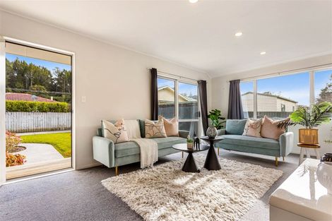 Photo of property in 34a Birdwood Road, Swanson, Auckland, 0612