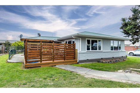 Photo of property in 22 Hughes Street, Waimate, 7924