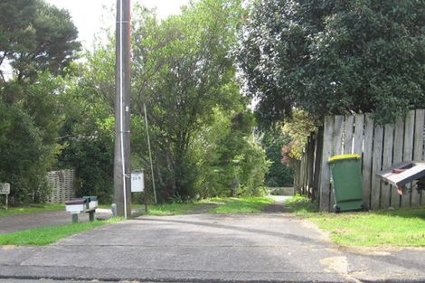 Photo of property in 2/23 Tawa Road, Te Atatu Peninsula, Auckland, 0610