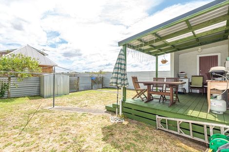 Photo of property in 7 Pharazyn Street, Gonville, Whanganui, 4500