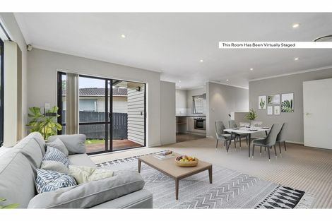 Photo of property in 100 Moire Road, West Harbour, Auckland, 0618