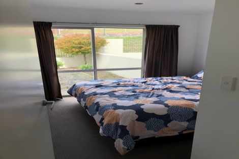 Photo of property in 4c/71 Spencer Road, Oteha, Auckland, 0632