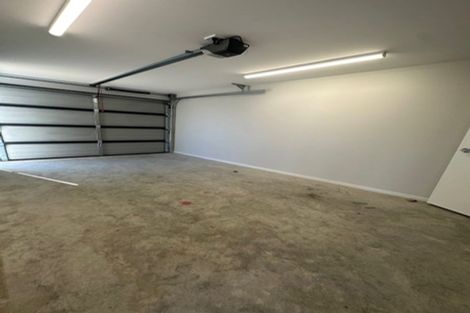 Photo of property in 365 Don Buck Road, Massey, Auckland, 0614